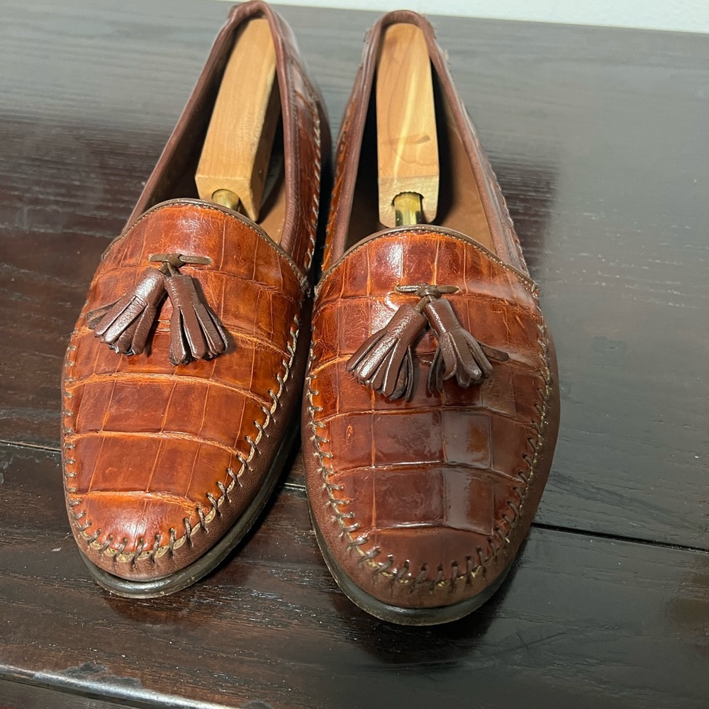 Belvedere crocodile& leather loafers.